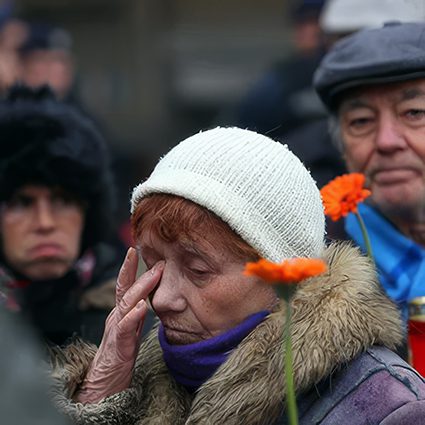 Ce se imparte la parastas si pomenirea de 7 ani.