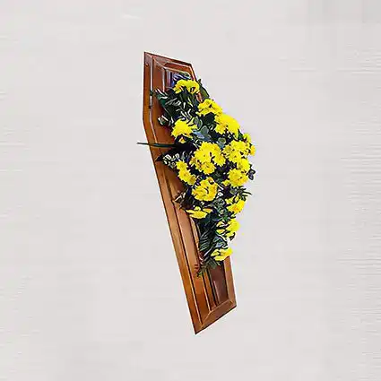 Buchet flori pentru sicriu.
