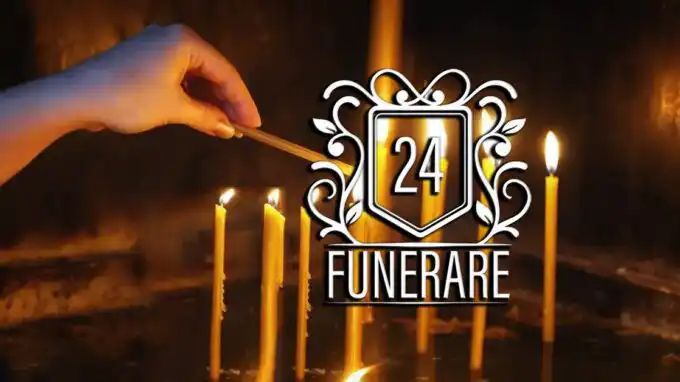 Lumanari aprinse pentru cei plecati dintre noi.